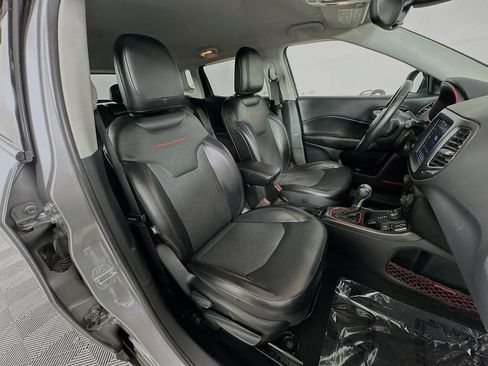 Used 2018 Jeep Compass Trailhawk image 29