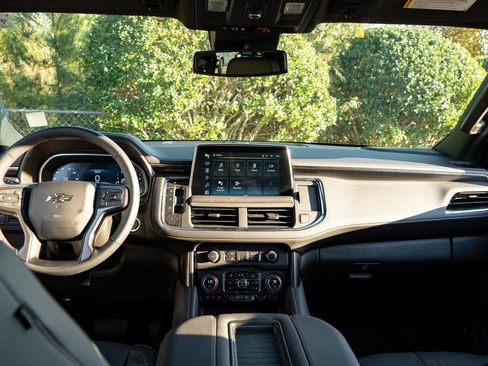 Used 2023 Chevrolet Tahoe RST w/ Sport Performance Package image 20