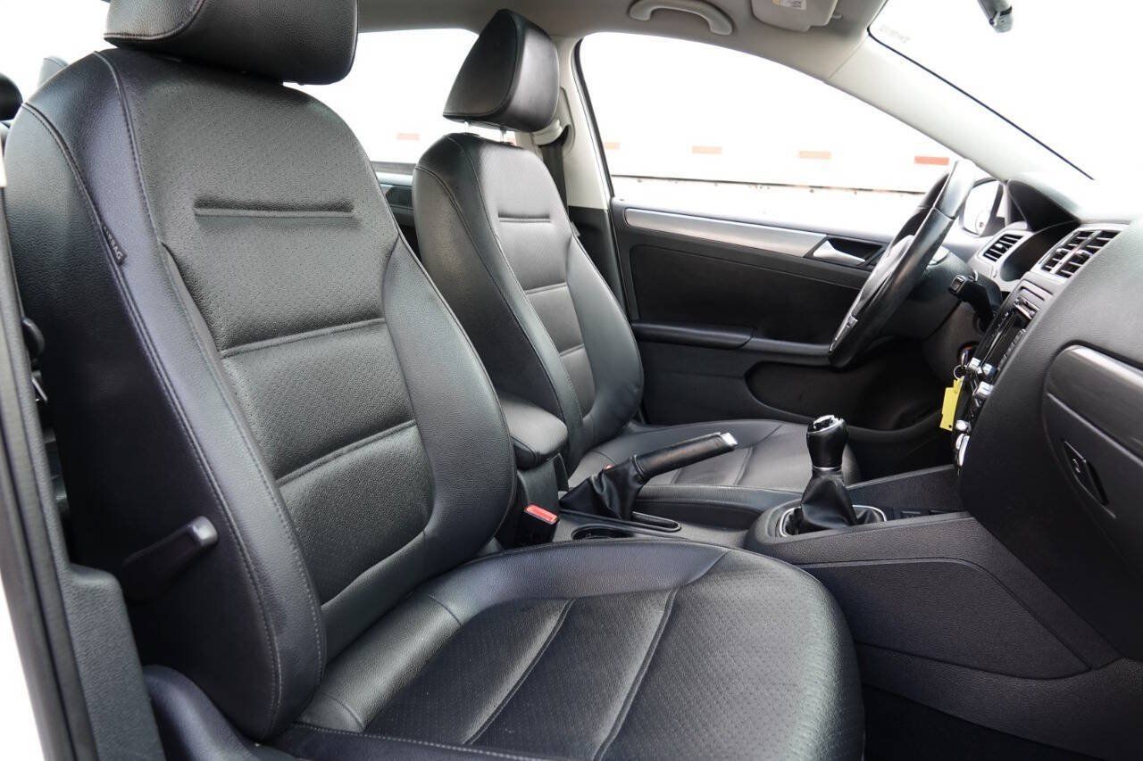 Used 2014 Volkswagen Jetta TDI FWD image 78