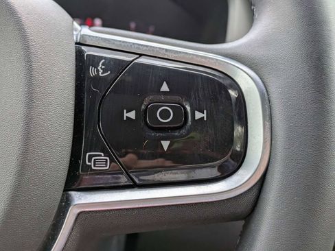 Certified 2023 Volvo XC60 B5 Ultimate AWD/4WD image 34