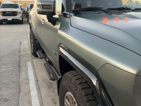 Used 2024 GMC Hummer EV 3X w/ Extreme Off-Road Package image 3