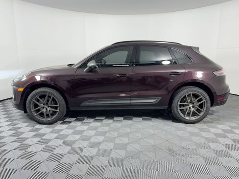 Certified 2025 Porsche Macan Turbo image 2