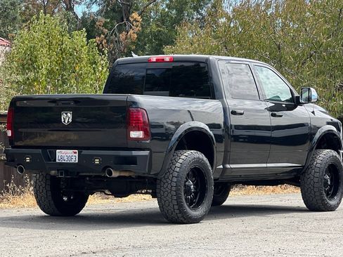 Used 2018 RAM 1500 Laramie AWD/4WD image 4