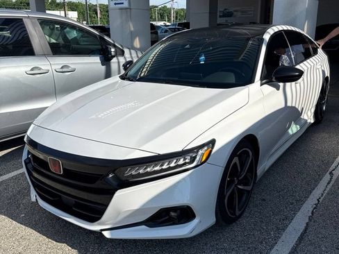 Used 2021 Honda Accord Sport image 4