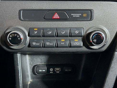 Used 2017 Kia Sportage LX FWD image 16