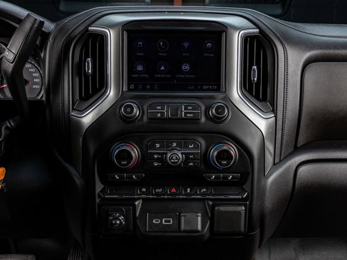 Used 2020 Chevrolet Silverado 1500 LT w/ Fleet Comfort Package AWD/4WD image 22