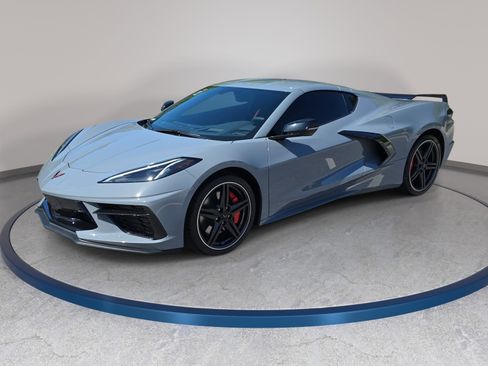 Used 2024 Chevrolet Corvette Stingray Preferred Cpe w/ Z51 Performance Package RWD image 1