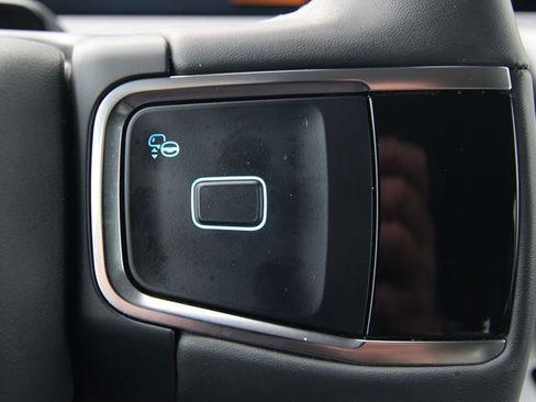 Used 2025 Ford Expedition Active image 22