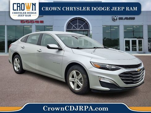 Used 2022 Chevrolet Malibu LS w/ Driver Confidence Package II FWD image 1