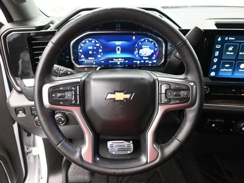 Used 2025 Chevrolet Silverado 1500 LT w/ Protection Package AWD/4WD image 29