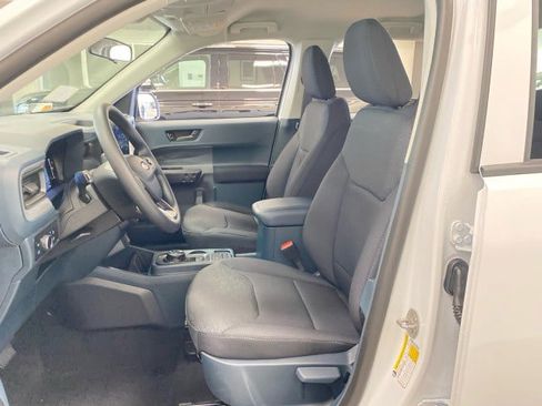 New 2025 Ford Maverick XL w/ Equipment Group 101A image 15