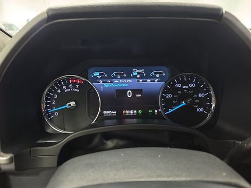Used 2020 Ford F350 Lariat w/ Lariat Ultimate Package AWD/4WD image 7