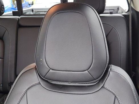 Used 2022 Chevrolet Colorado LT w/ Luxury Package image 21