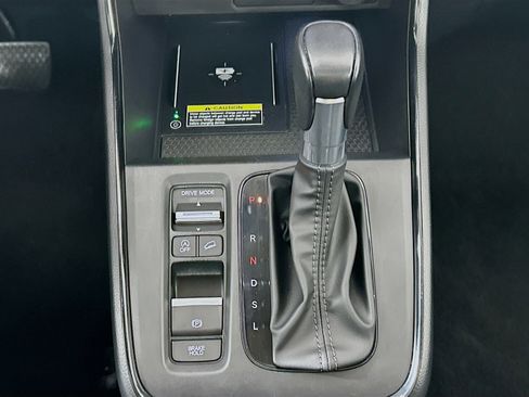 Used 2025 Honda CR-V EX-L image 24