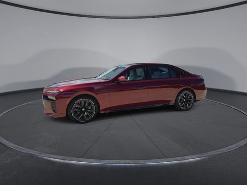 Used 2023 BMW 760i xDrive w/ Executive Package AWD/4WD image 5