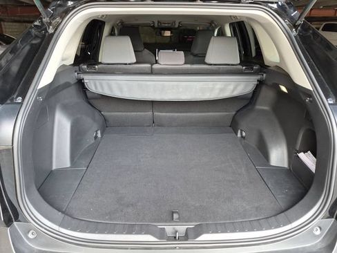 Used 2025 Toyota RAV4 XLE AWD/4WD image 26