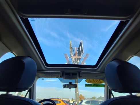 Used 2014 Subaru Forester 2.5i Touring image 32