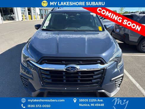 Used 2025 Subaru Ascent Premium AWD/4WD image 2