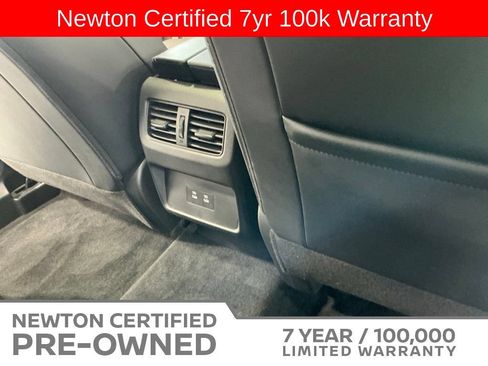Used 2024 Nissan Rogue SV w/ SV Premium Package AWD/4WD image 19