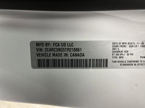 New 2026 Chrysler Pacifica Select image 40