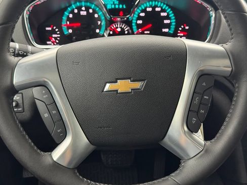 Used 2015 Chevrolet Traverse LT FWD image 19