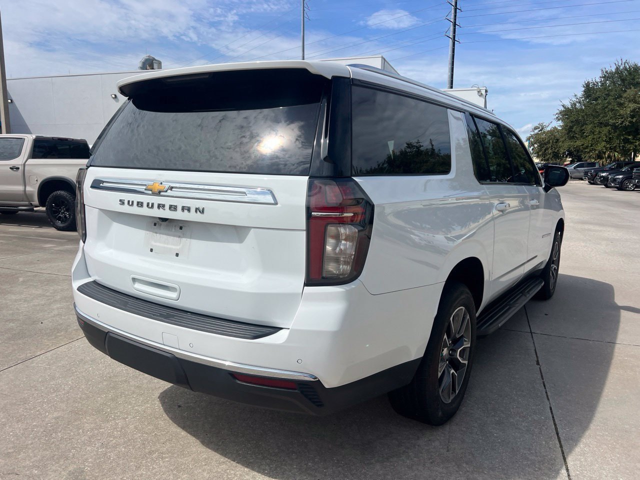 Certified 2023 Chevrolet Suburban LS w/ Driver Alert Package RWD image 9