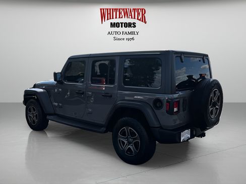 Used 2018 Jeep Wrangler Unlimited Sport S AWD/4WD image 3