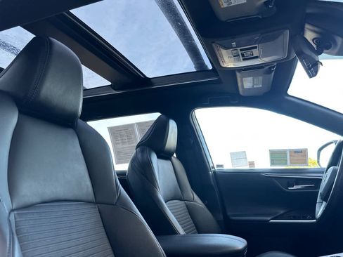 Certified 2021 Toyota RAV4 XSE image 18