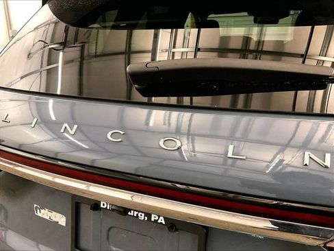 Used 2023 Lincoln Corsair AWD w/ Equipment Group 101A image 13