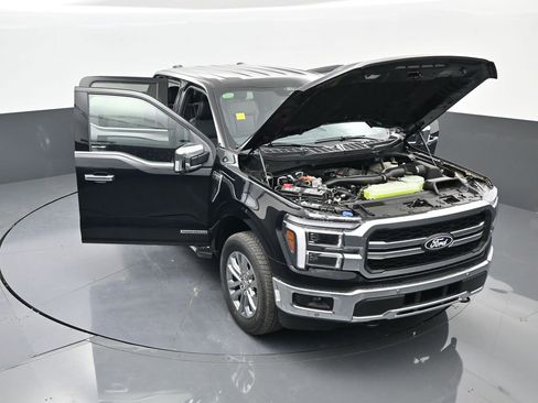 New 2025 Ford F150 Lariat w/ Equipment Group 502A High image 68