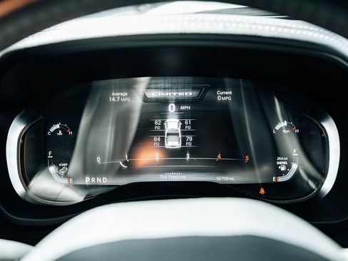 Used 2024 RAM 2500 Limited image 30