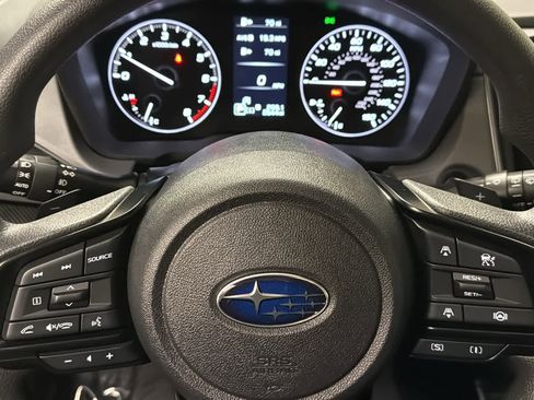 Used 2024 Subaru Crosstrek 2.0i Premium AWD/4WD image 17
