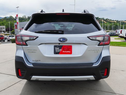 Used 2020 Subaru Outback Limited XT w/ Popular Package #2 AWD/4WD image 7