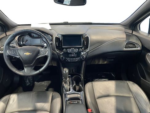 Used 2017 Chevrolet Cruze Premier image 15