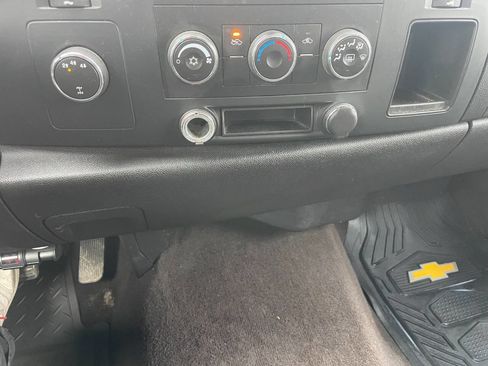 Used 2008 Chevrolet Silverado 2500 LT w/ 1LT Convenience Package image 35