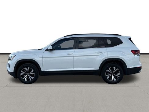 New 2026 Volkswagen Atlas SE image 8