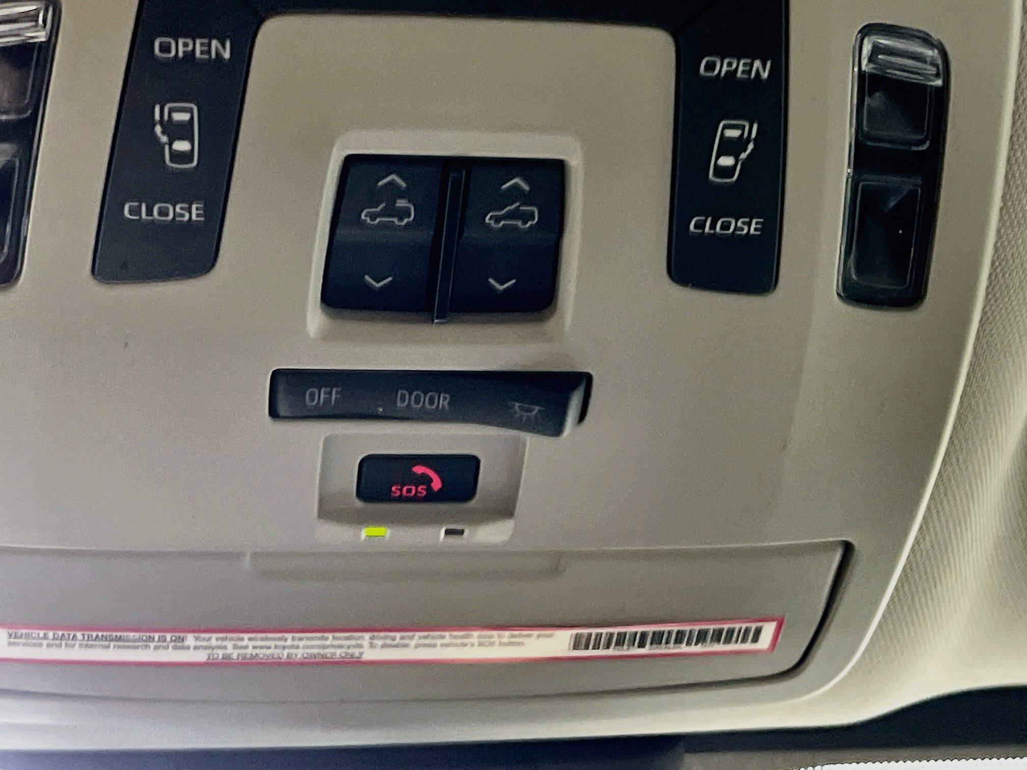 Used 2024 Toyota Sienna XLE FWD image 22