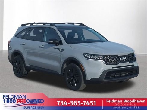Used 2023 Kia Sorento S w/ Panoramic Sunroof Package image 1