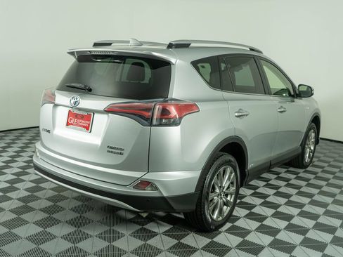 Used 2016 Toyota RAV4 Limited w/ Advanced Technology Package AWD/4WD image 6