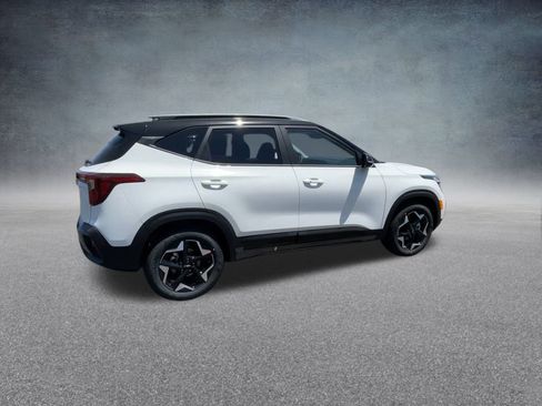 Used 2025 Kia Seltos S image 23