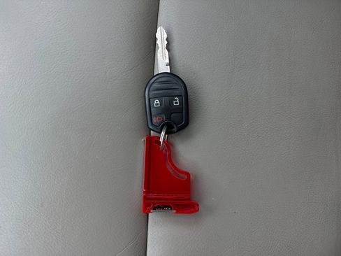 Used 2014 Ford Explorer XLT w/ Equipment Group 202A AWD/4WD image 54