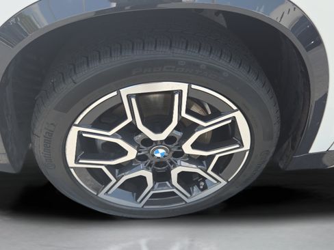 Used 2025 BMW X1 xDrive28i w/ Convenience Package AWD/4WD image 38