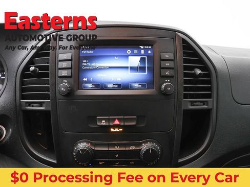 Used 2022 Mercedes-Benz Metris image 12