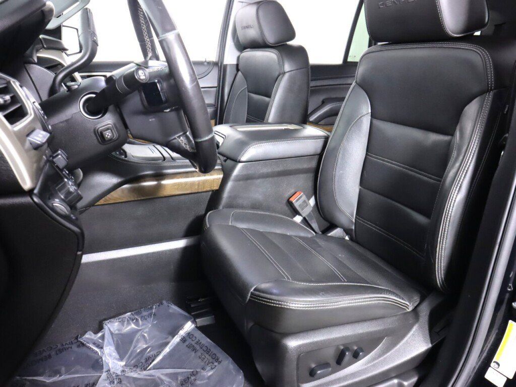 Used 2019 GMC Yukon Denali w/ Open Road Package RWD image 33