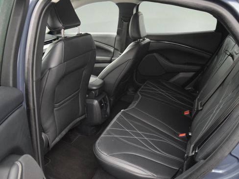 Certified 2021 Ford Mustang Mach-E Select w/ Comfort/Technology Package image 7