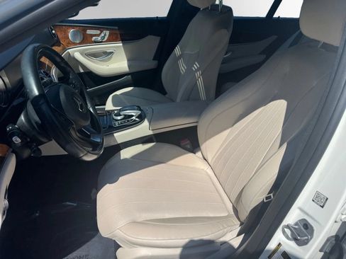 Used 2018 Mercedes-Benz E 300 image 14