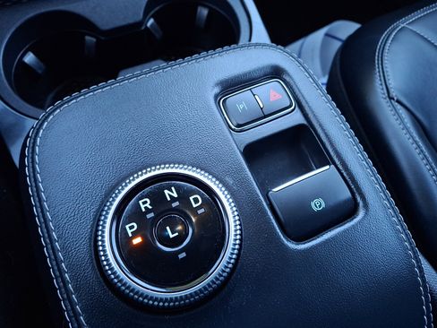 Used 2023 Ford Mustang Mach-E Select image 17