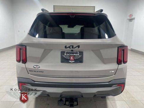 Used 2025 Kia Sorento SX Prestige image 5
