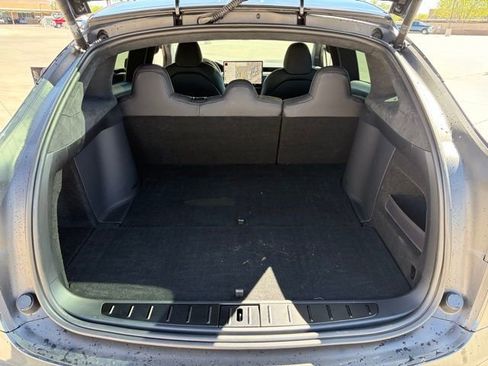 Used 2024 Tesla Model X image 27