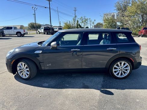 Used 2017 MINI Cooper Clubman S image 2